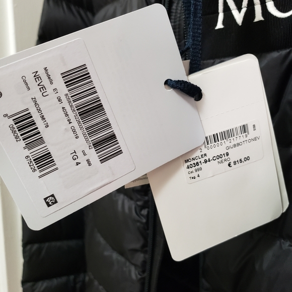Sold...moncler neveu jacket size 4 - Picture 9 of 9